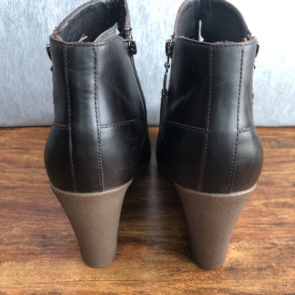 UGG Meredith Womens Size 9 Brown Leather Zipper Up Bootie Ankle Boots Boho - Picture 3 of 11